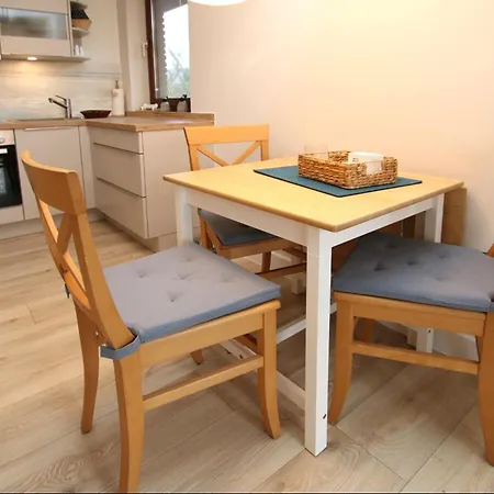Apartment Badestra_e 80_ Whg_ 1_ Goting Hus *